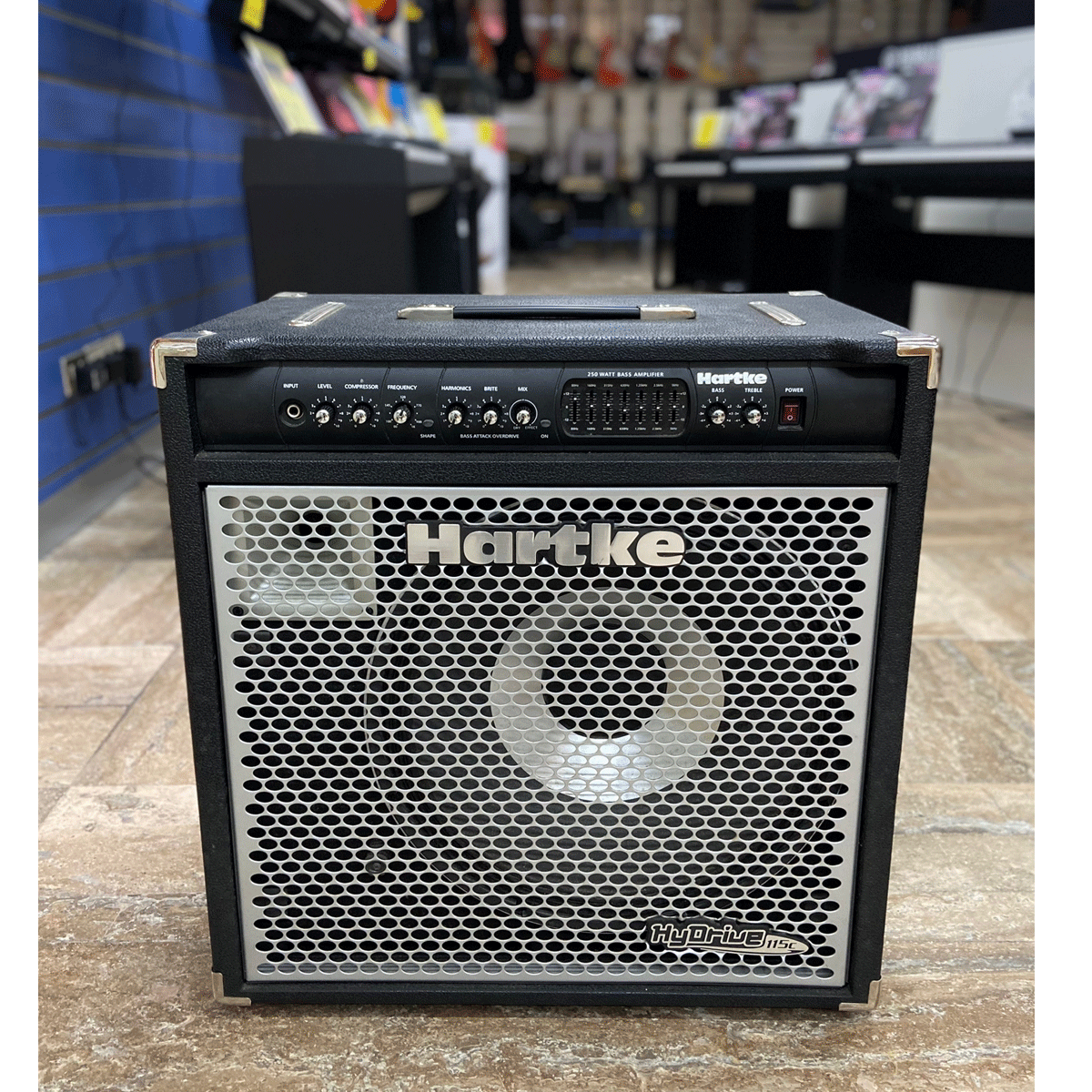Amplificatore HARTKE HYDRIVE 115c 250w